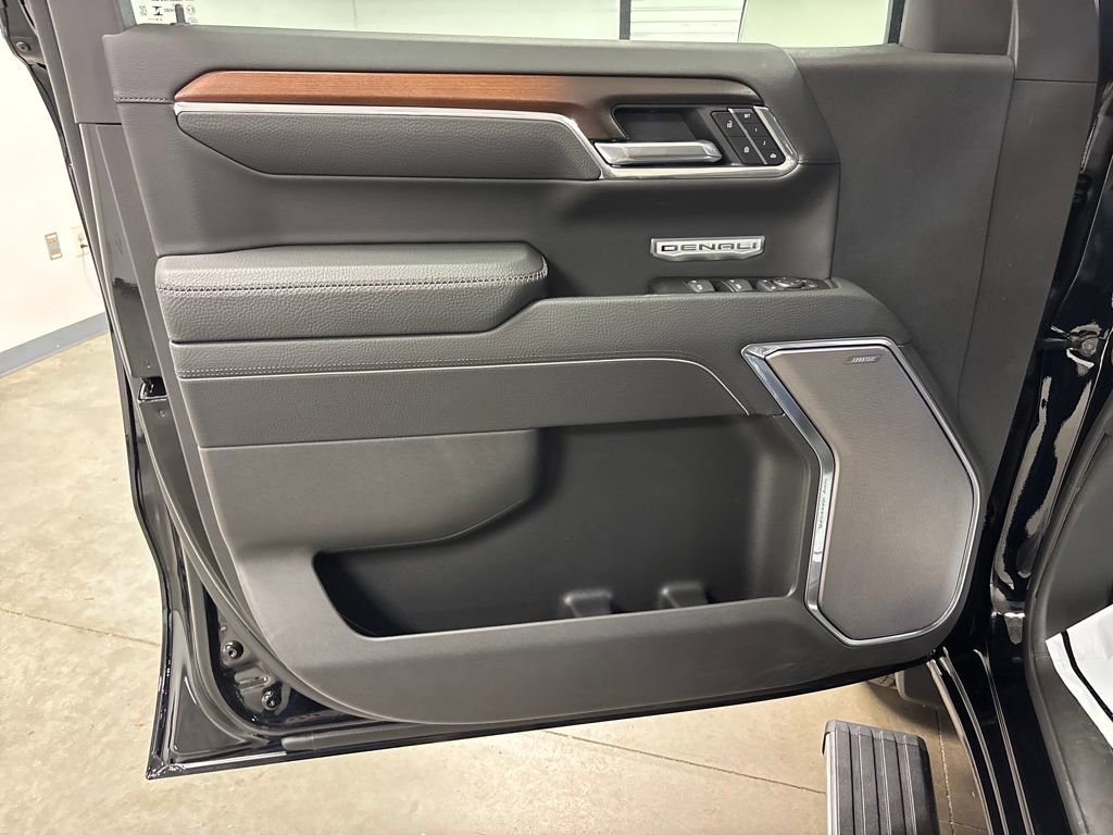 New 2026 GMC Sierra 1500 Denali w/ Denali Reserve Package image 21
