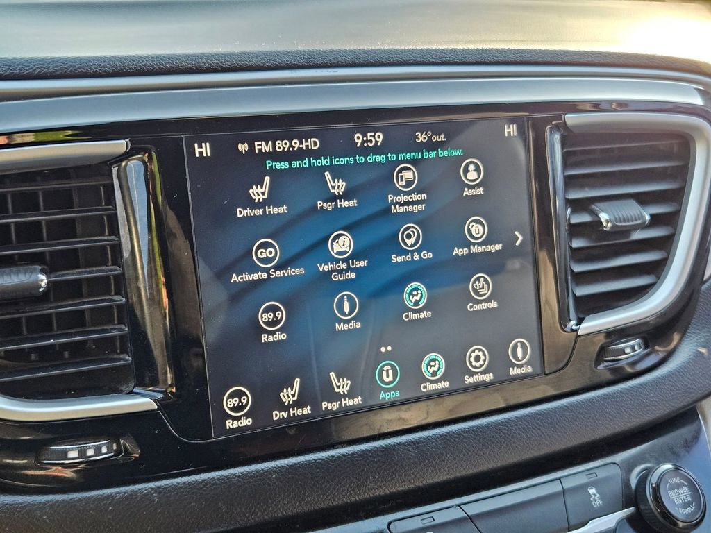 Certified 2018 Chrysler Pacifica Touring-L image 27