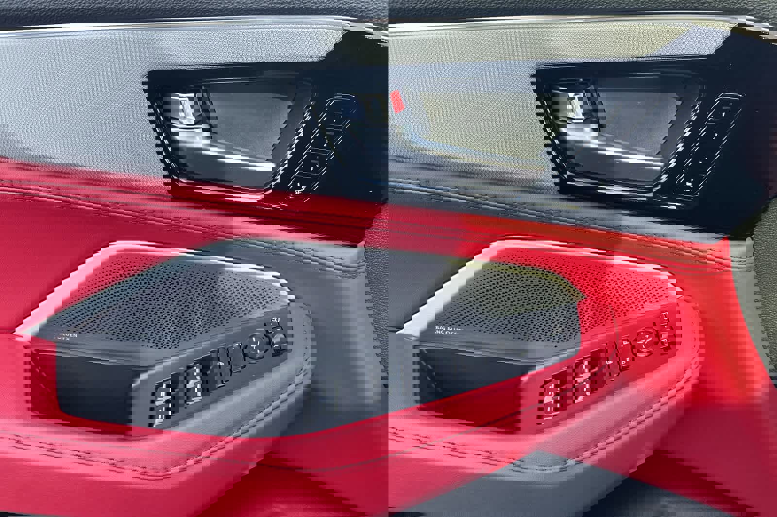 Used 2025 Acura MDX A-Spec image 8