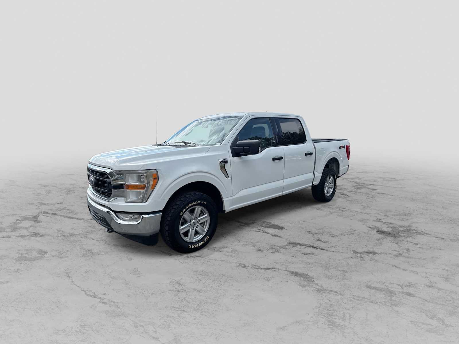 Used 2021 Ford F150 XLT w/ Equipment Group 301A Mid AWD/4WD image 4