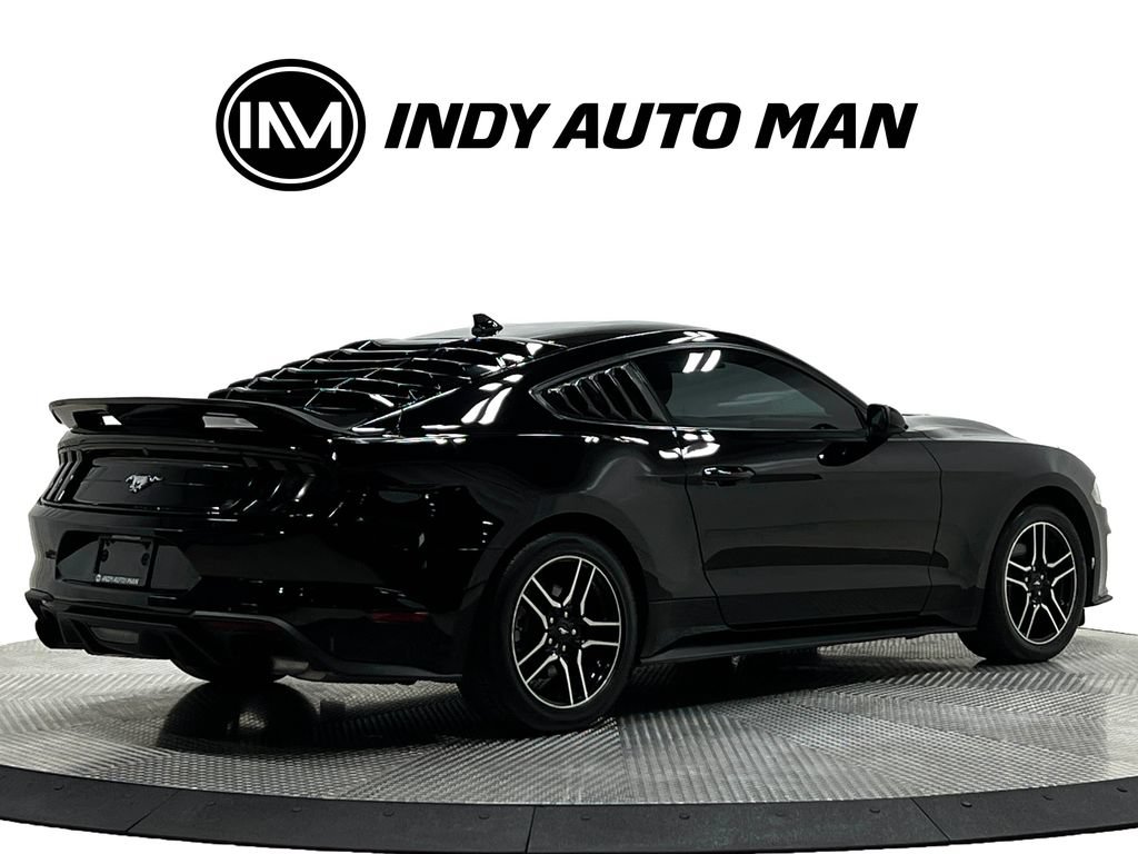 Used 2022 Ford Mustang Premium RWD image 4