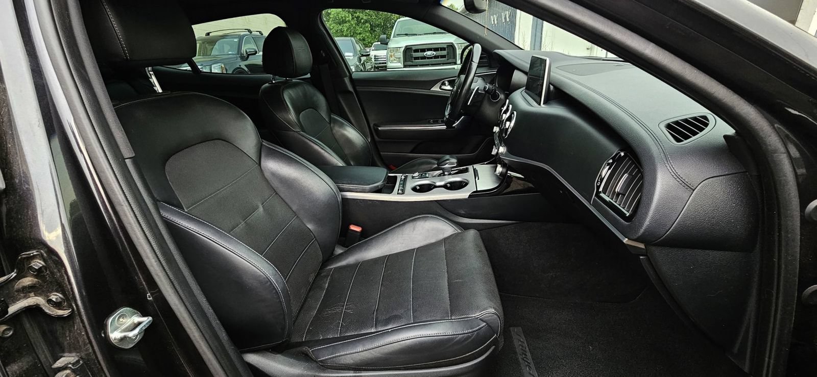 Used 2019 Kia Stinger GT2 RWD image 13