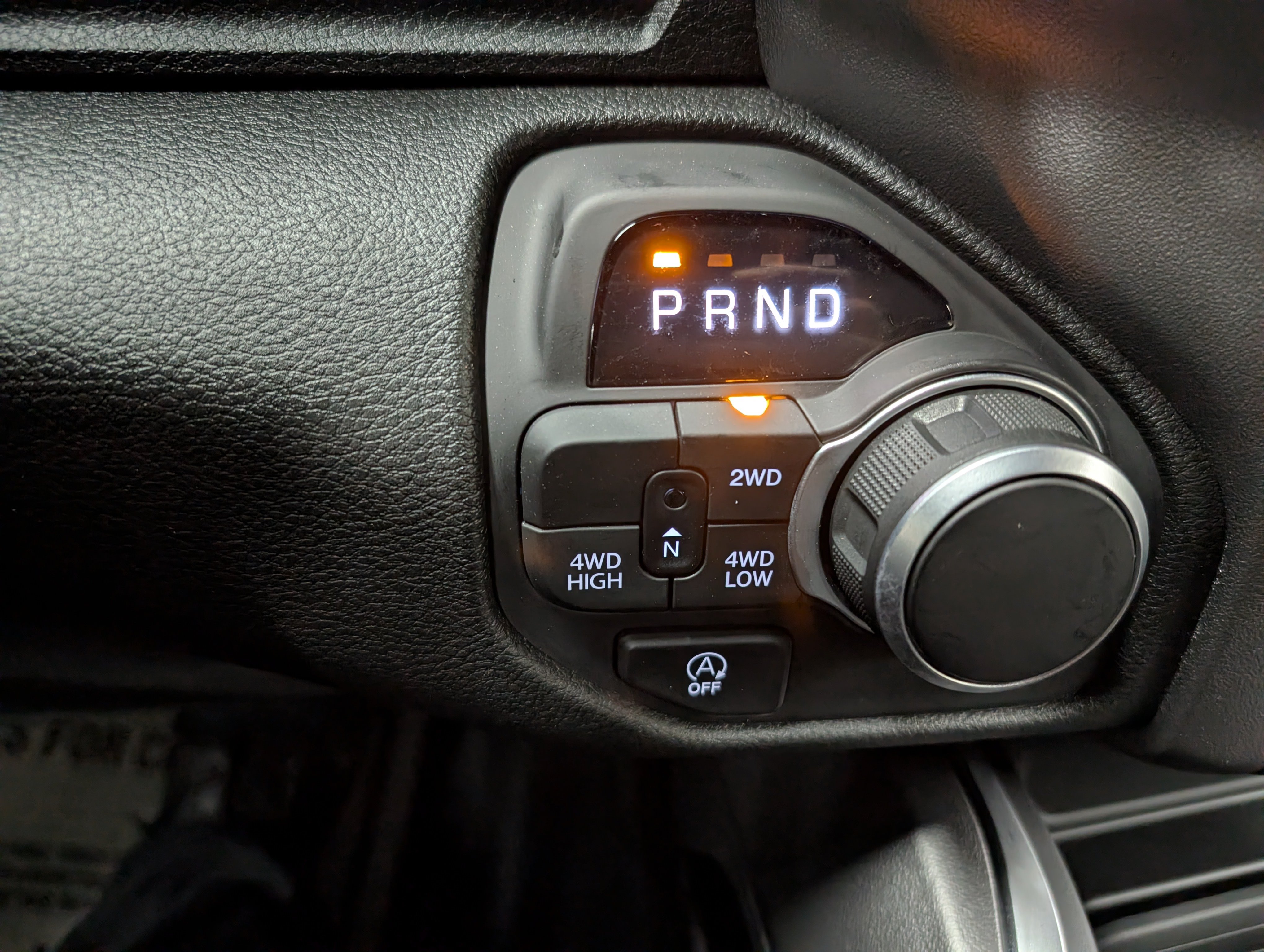 New 2026 RAM 1500 Express AWD/4WD image 16