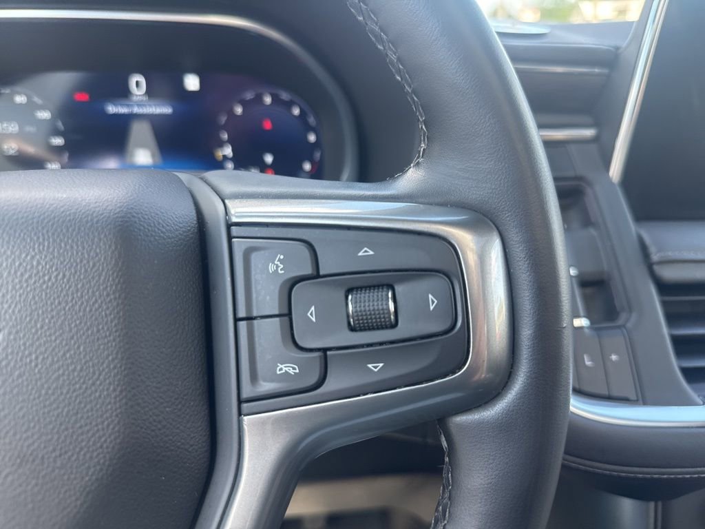 Used 2023 Chevrolet Tahoe Z71 w/ Z71 Off-Road Package AWD/4WD image 34