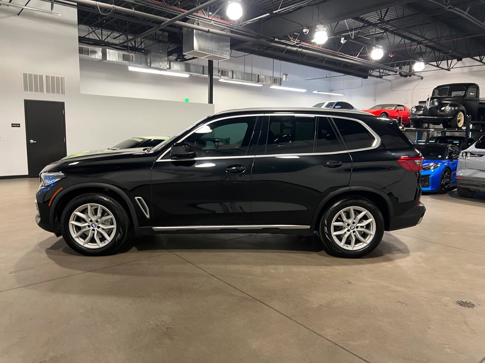 Used 2020 BMW X5 xDrive40i w/ Premium Package image 6