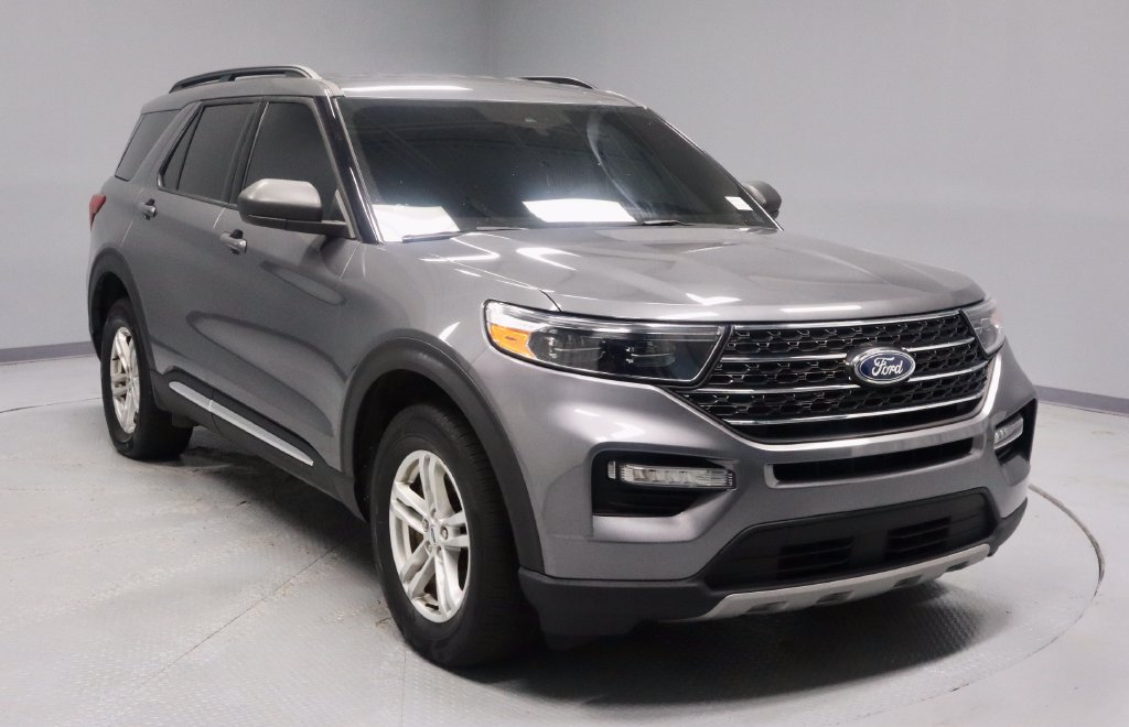 Certified 2023 Ford Explorer XLT w/ Equipment Group 202A