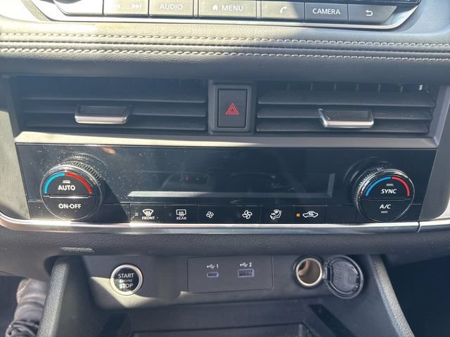 Used 2023 Nissan Rogue SV AWD/4WD image 18