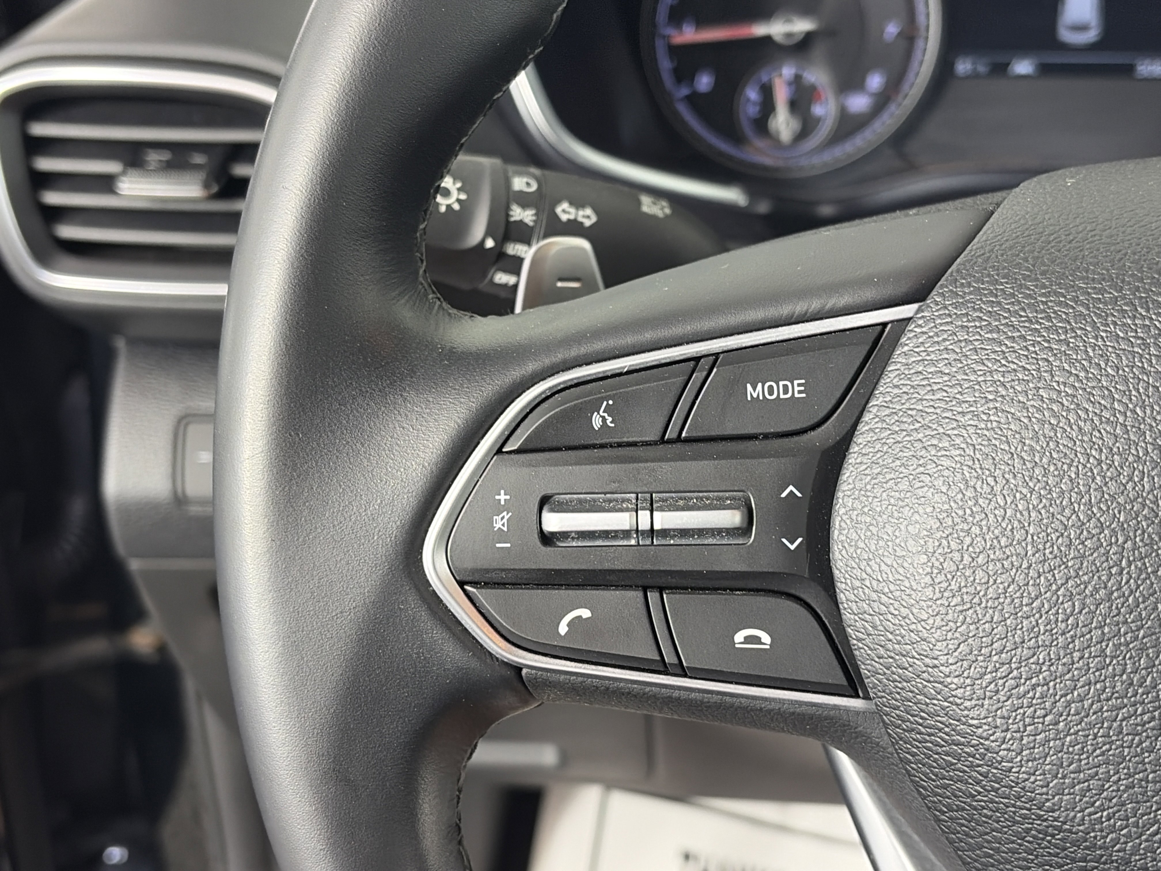 Certified 2023 Hyundai Santa Fe SEL AWD/4WD image 29