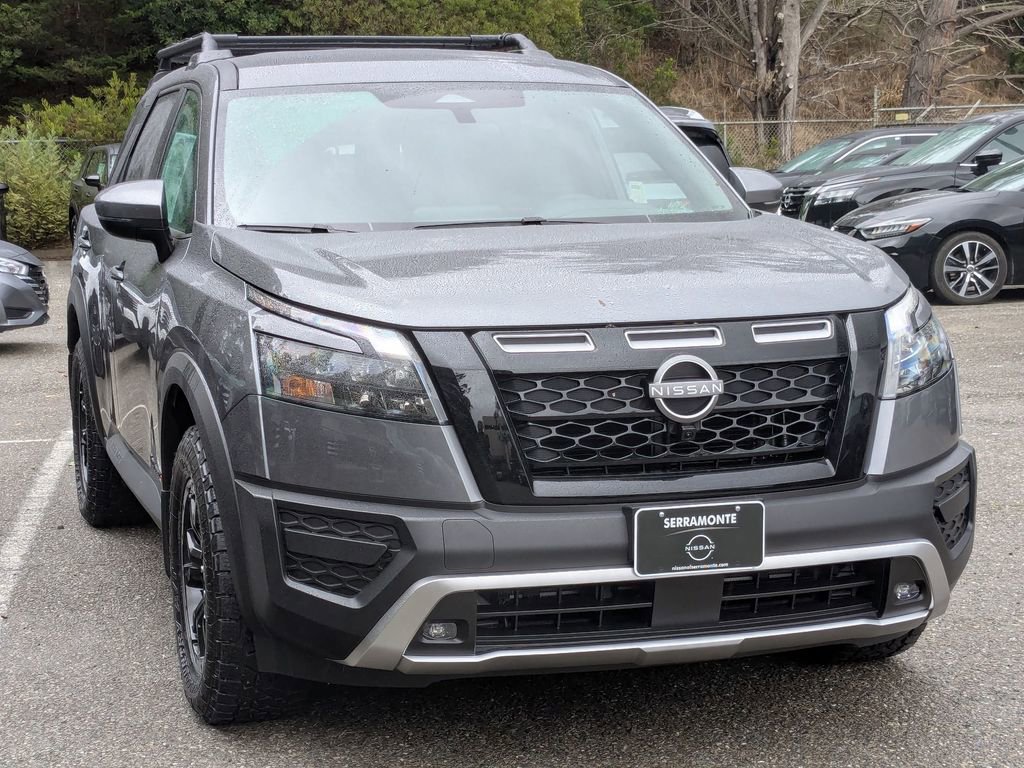 New 2025 Nissan Pathfinder Rock Creek image 3