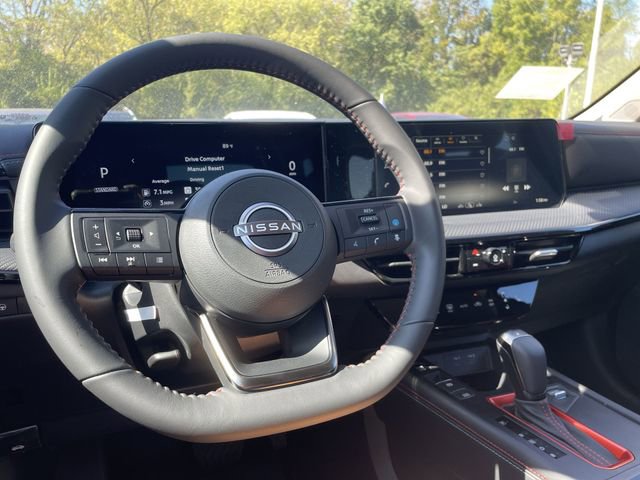 New 2026 Nissan Kicks SR w/ Cold Weather Package image 18