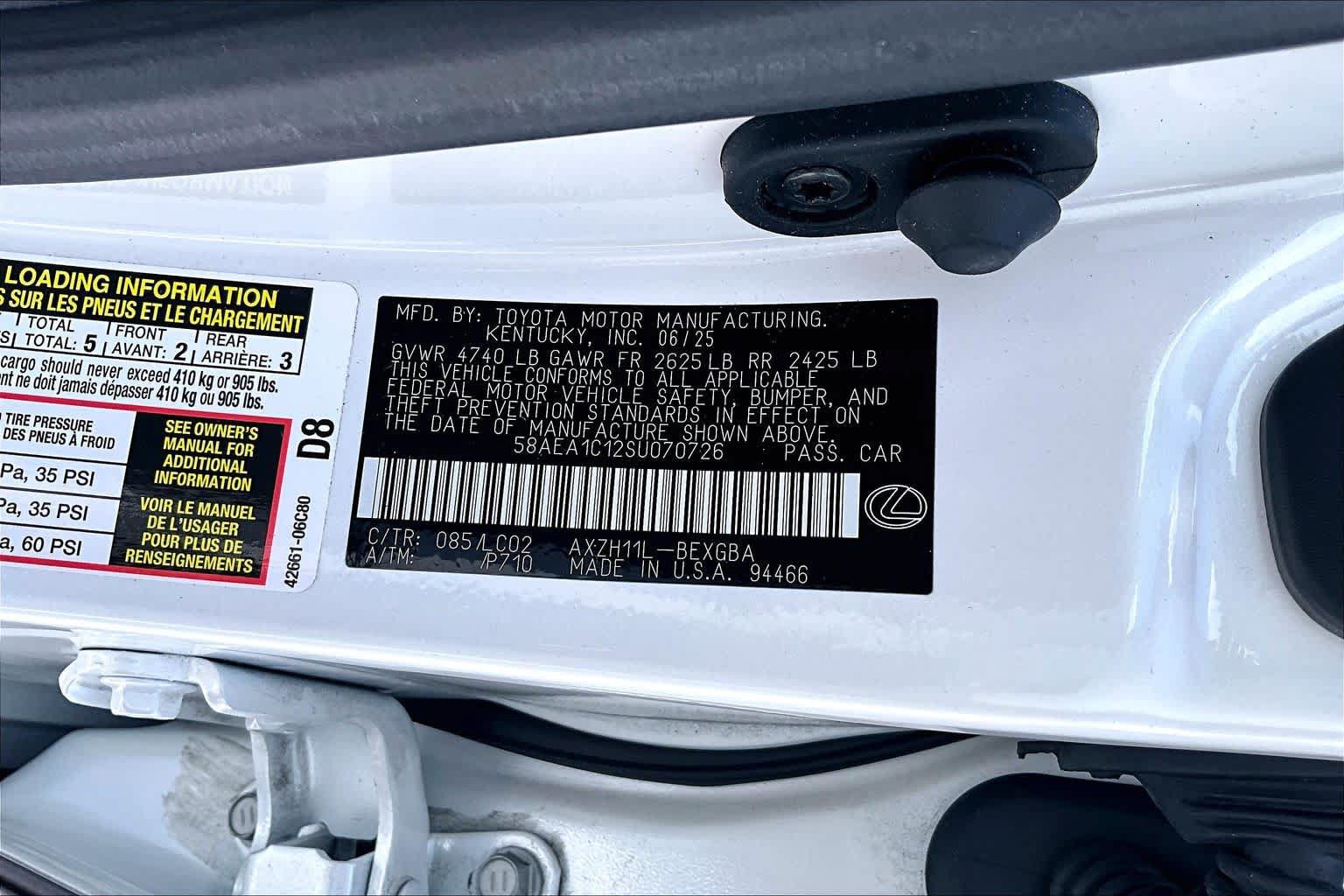 Used 2025 Lexus ES 300h w/ Technology Package FWD image 31