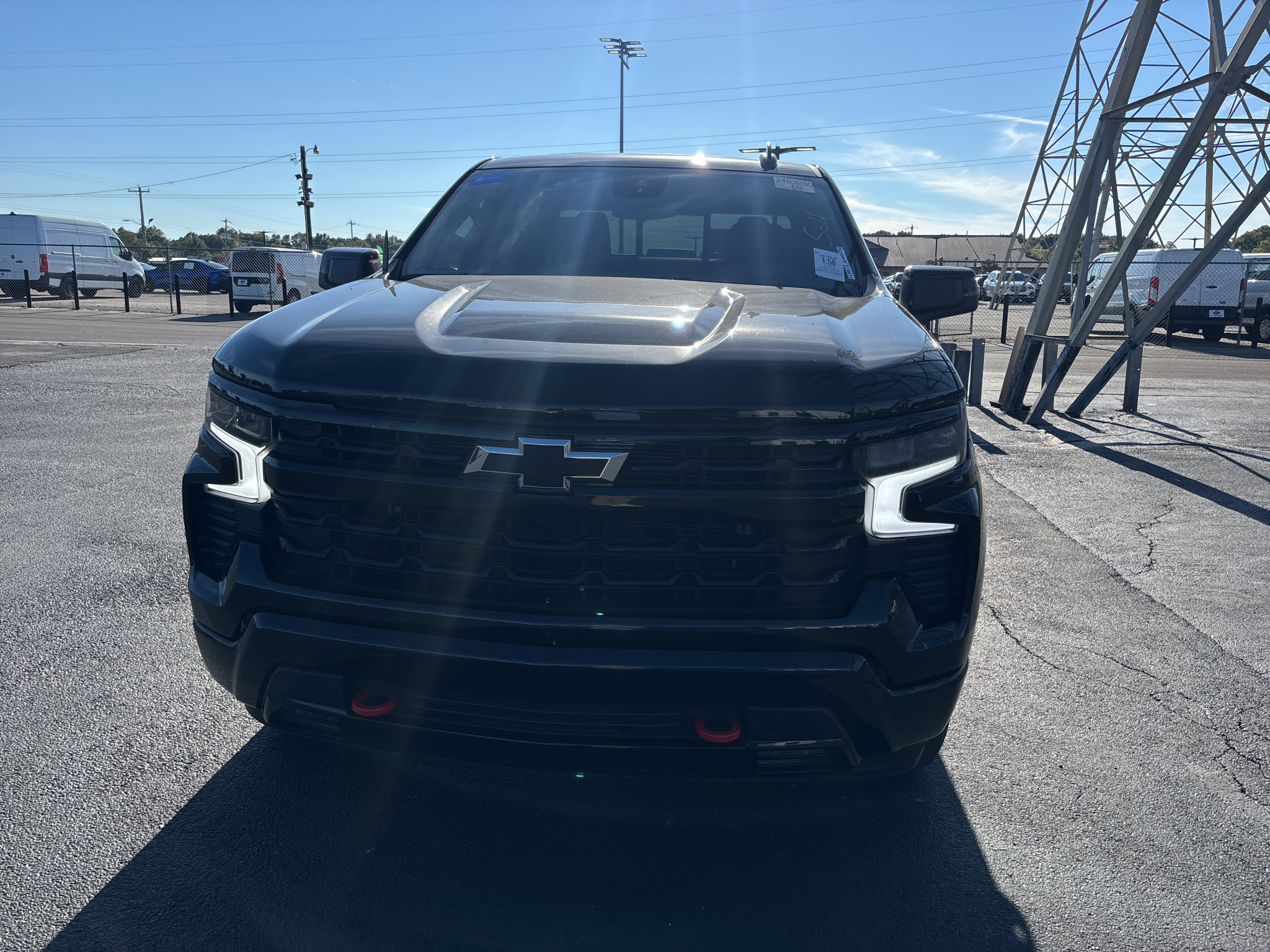 Used 2023 Chevrolet Silverado 1500 RST w/ Redline Edition RWD image 2
