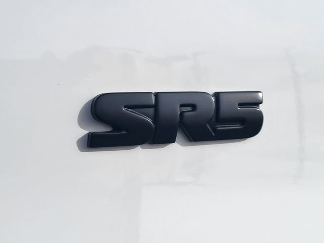 Used 2019 Toyota 4Runner SR5 Premium image 9