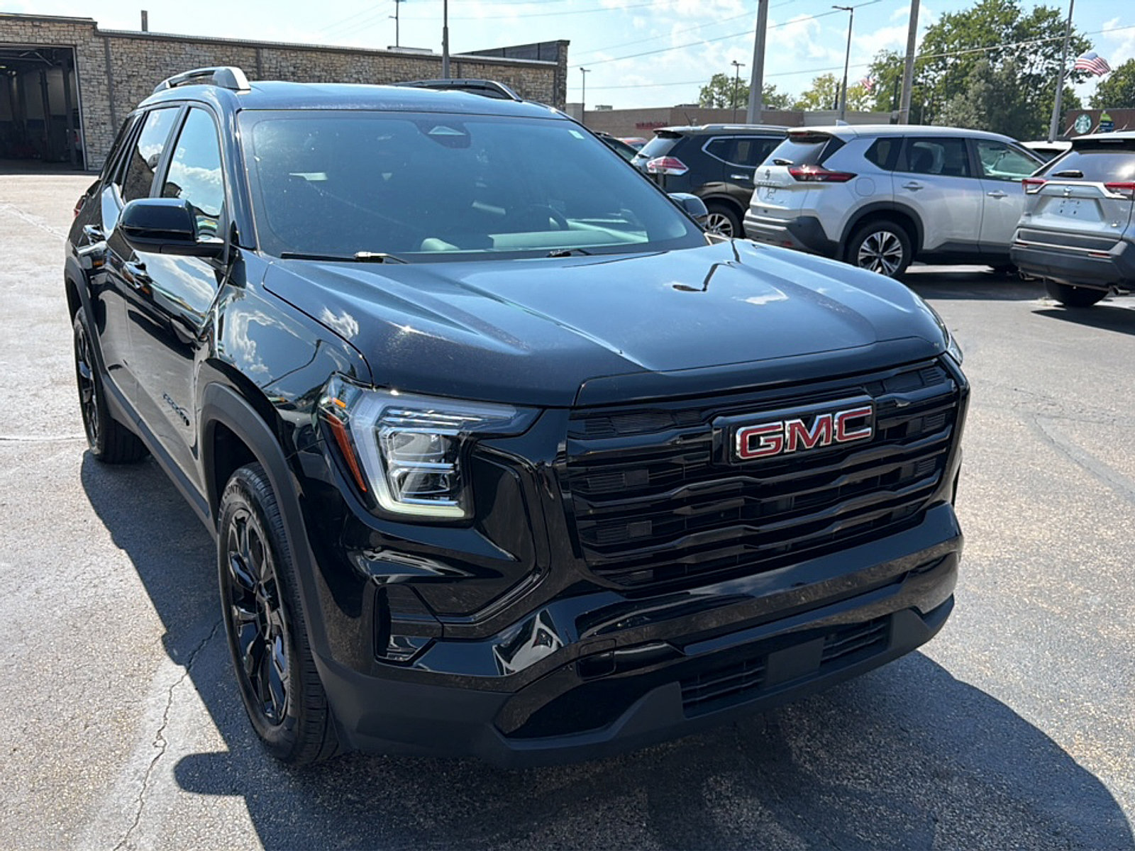Used 2026 GMC Terrain Elevation w/ Elevation Premium Package AWD/4WD image 1