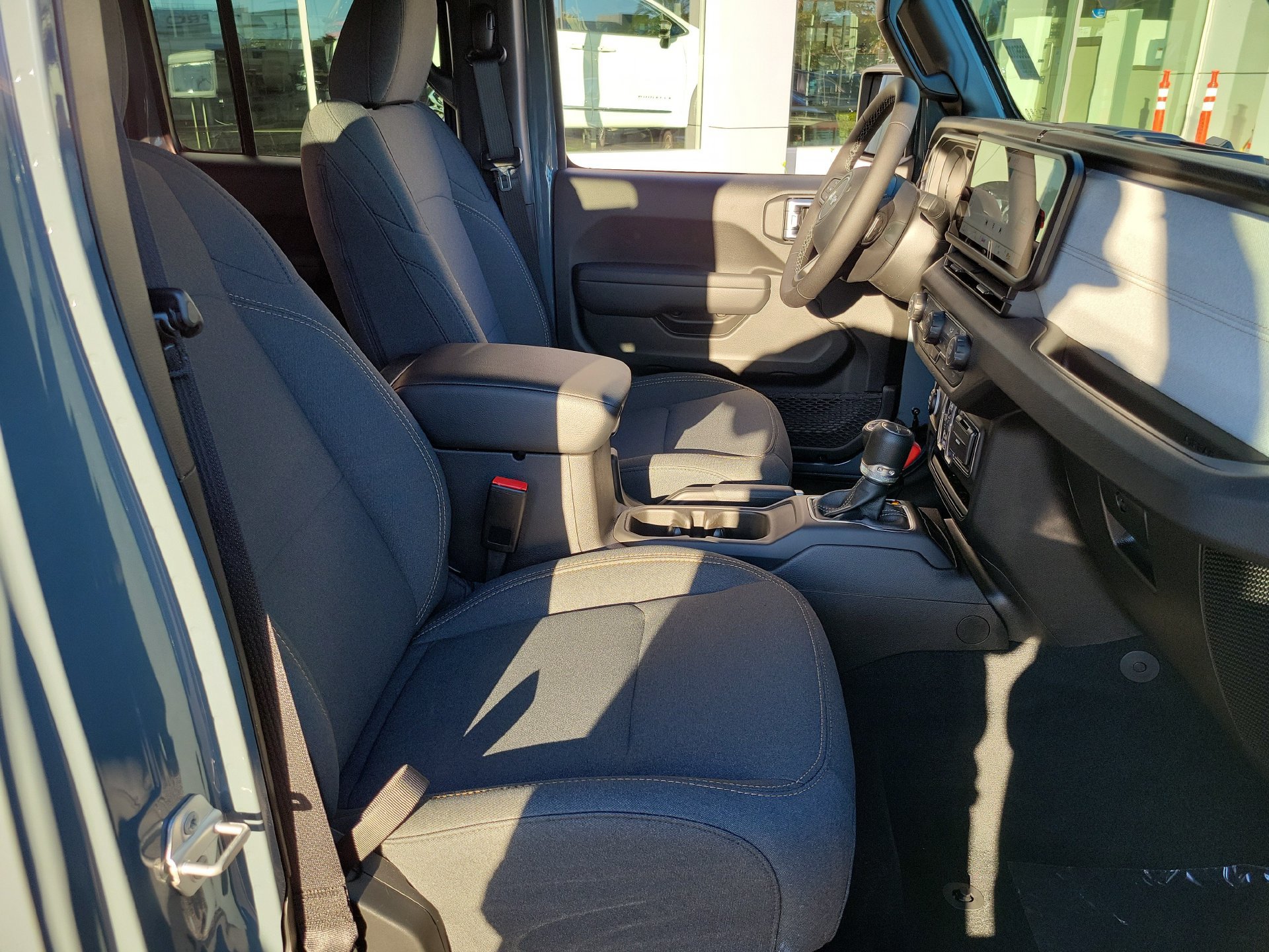 New 2026 Jeep Gladiator Sport AWD/4WD image 15