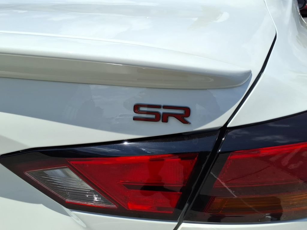 New 2026 Nissan Altima 2.5 SR w/ SR Premium Package FWD image 11