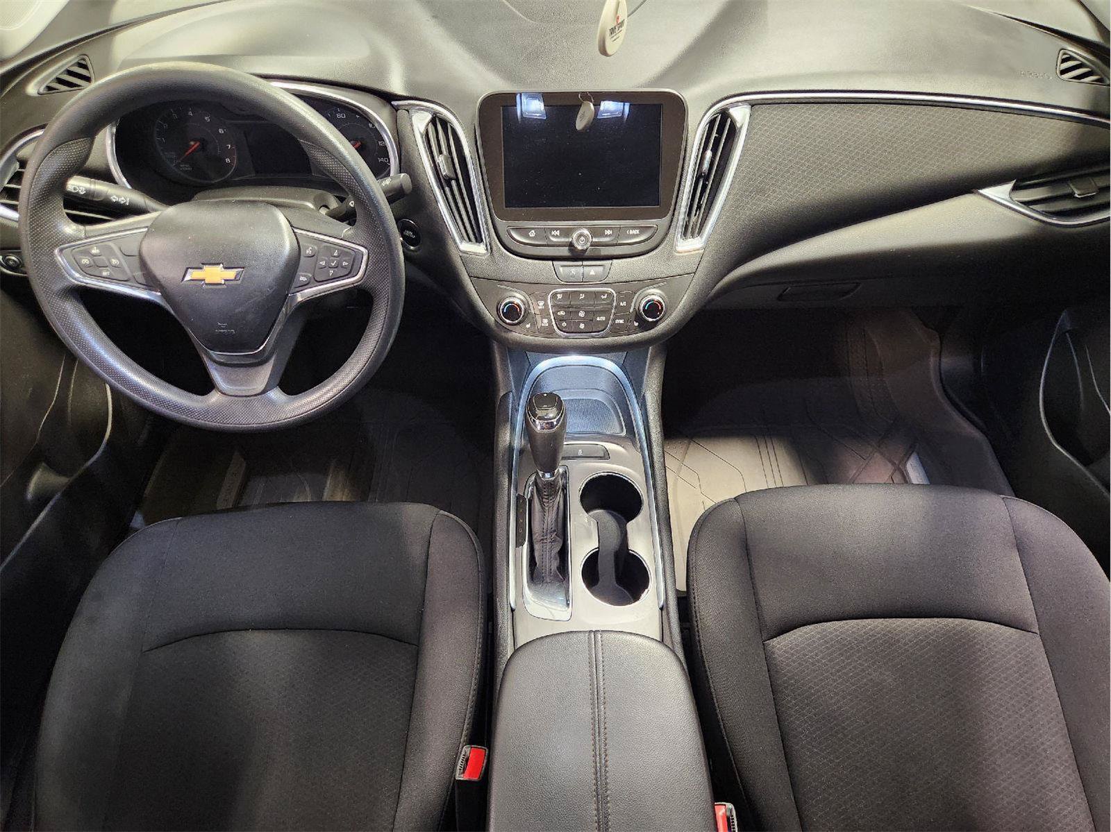 Used 2020 Chevrolet Malibu LT FWD image 26