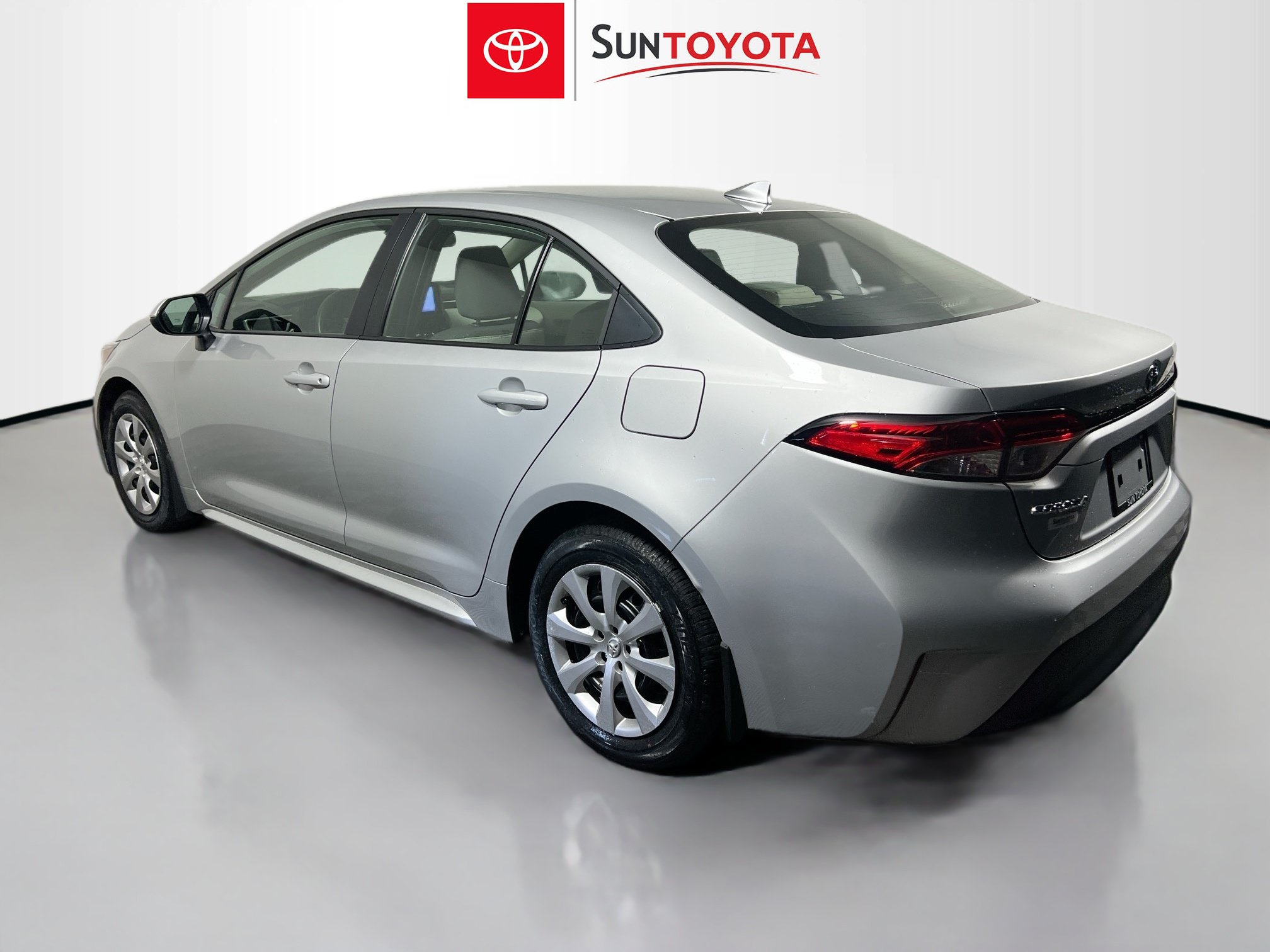 Used 2026 Toyota Corolla LE FWD image 6