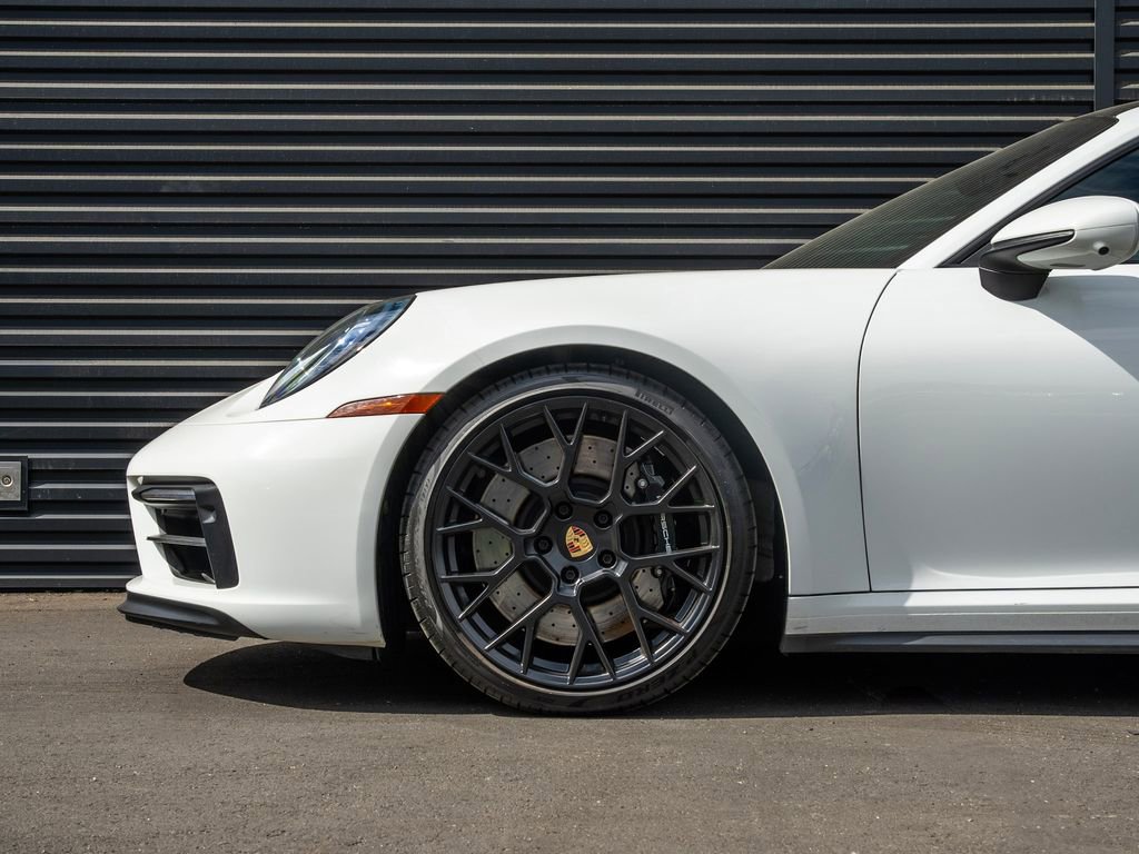 Used 2024 Porsche 911 Carrera GTS image 13