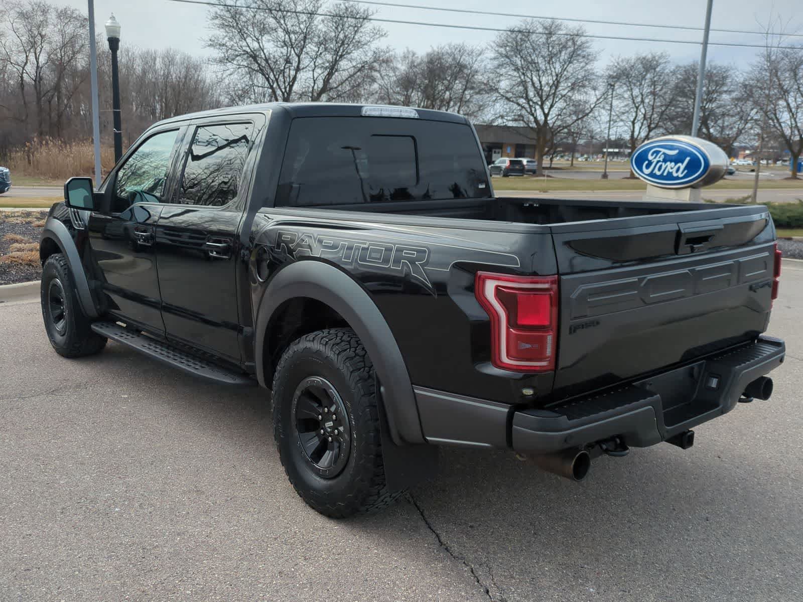 Used 2018 Ford F150 Raptor w/ Equipment Group 802A Luxury image 6