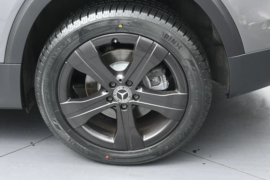 Used 2022 Mercedes-Benz EQB 350 4MATIC image 36