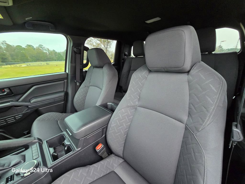 Used 2025 Toyota Tacoma SR image 11