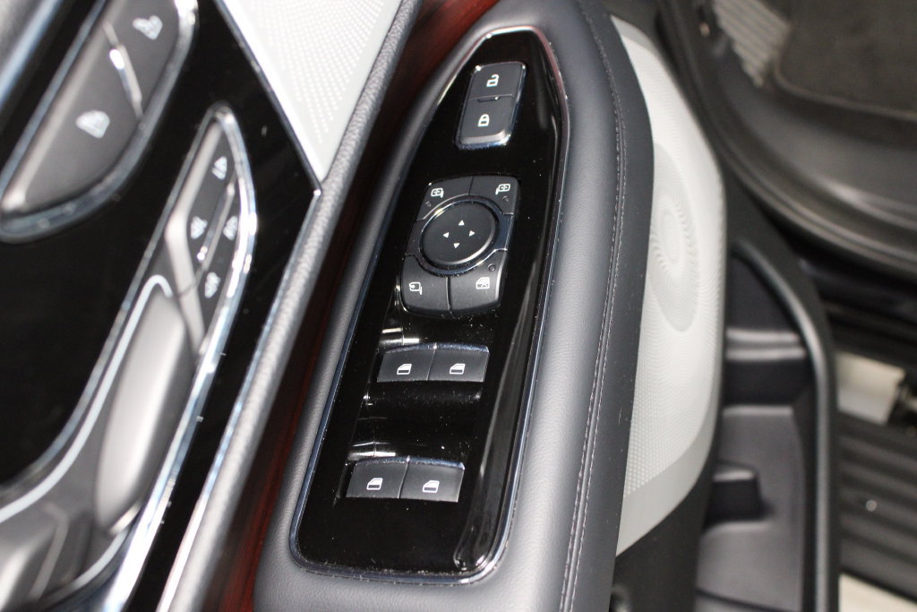Used 2024 Lincoln Navigator Reserve AWD/4WD image 6
