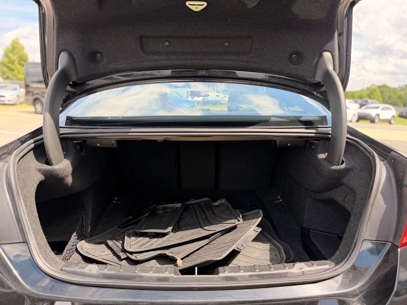 Used 2019 BMW 430i Coupe w/ Convenience Package RWD image 29