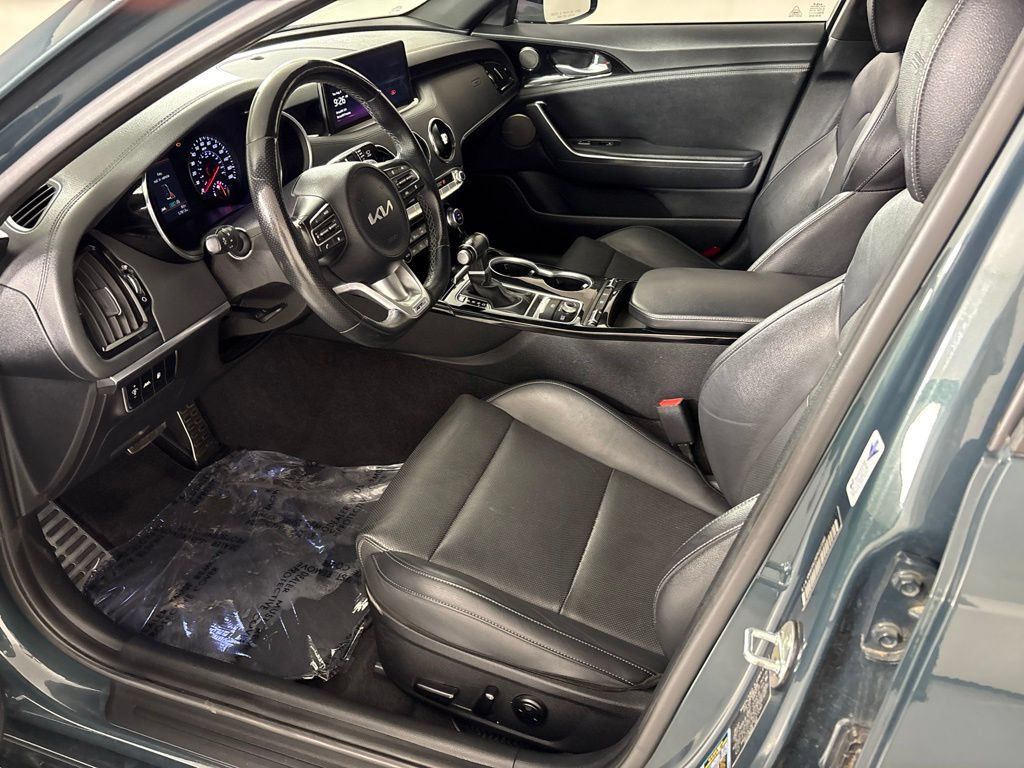 Used 2023 Kia Stinger GT-Line w/ Sun & Sound Package RWD image 27