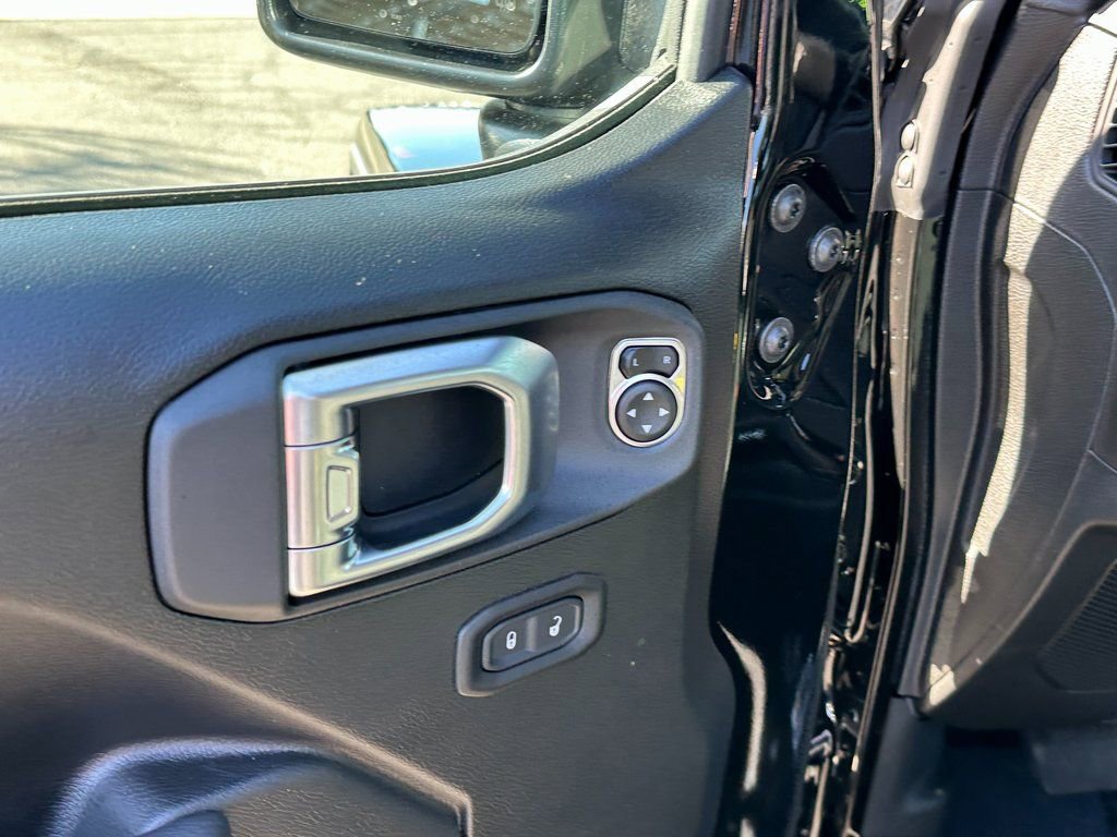 New 2026 Jeep Gladiator Sport AWD/4WD image 18