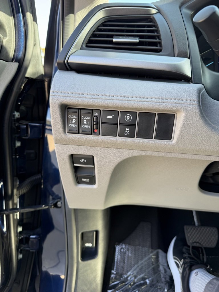 Certified 2024 Honda Odyssey EX-L image 19