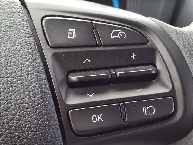 Used 2025 Hyundai Venue SEL image 23