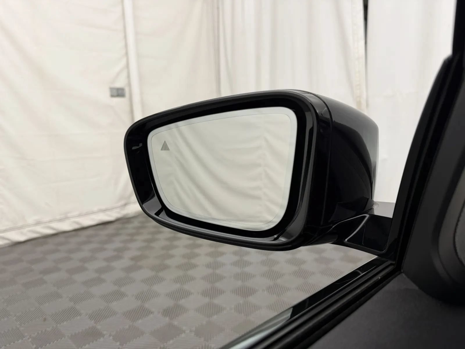Used 2021 BMW M550i xDrive AWD/4WD image 23