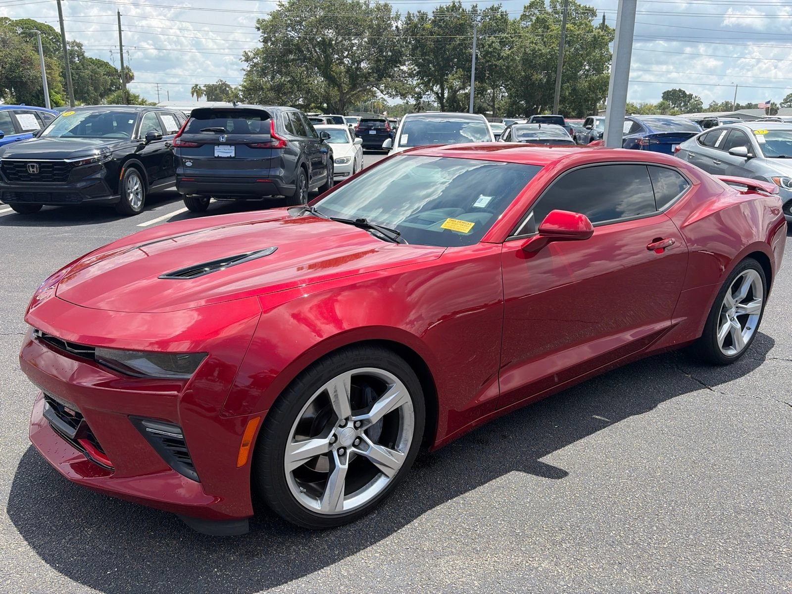 Used 2018 Chevrolet Camaro SS RWD image 3