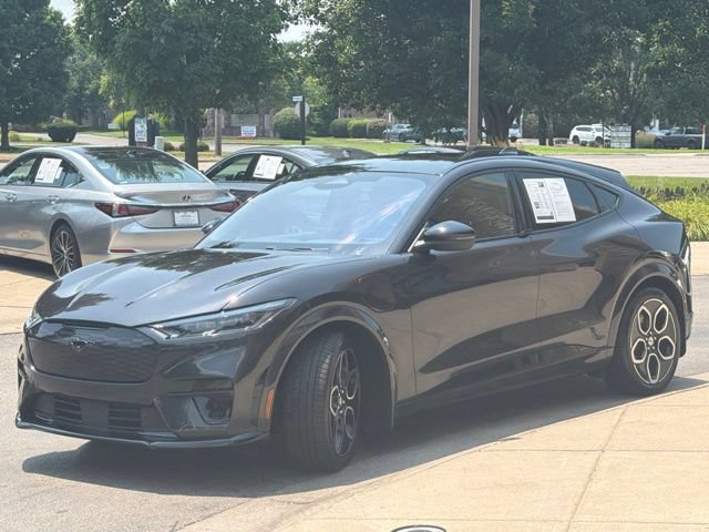 Used 2021 Ford Mustang Mach-E GT AWD/4WD image 3