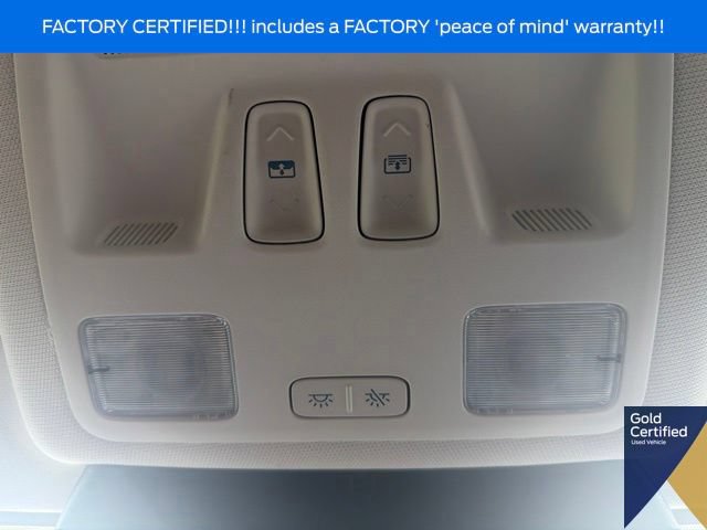 Used 2025 Ford Escape Platinum AWD/4WD image 46