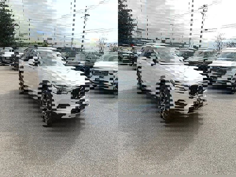 New 2025 Volvo V90 B6 Cross Country Ultra w/ Protection Package Premier image 8