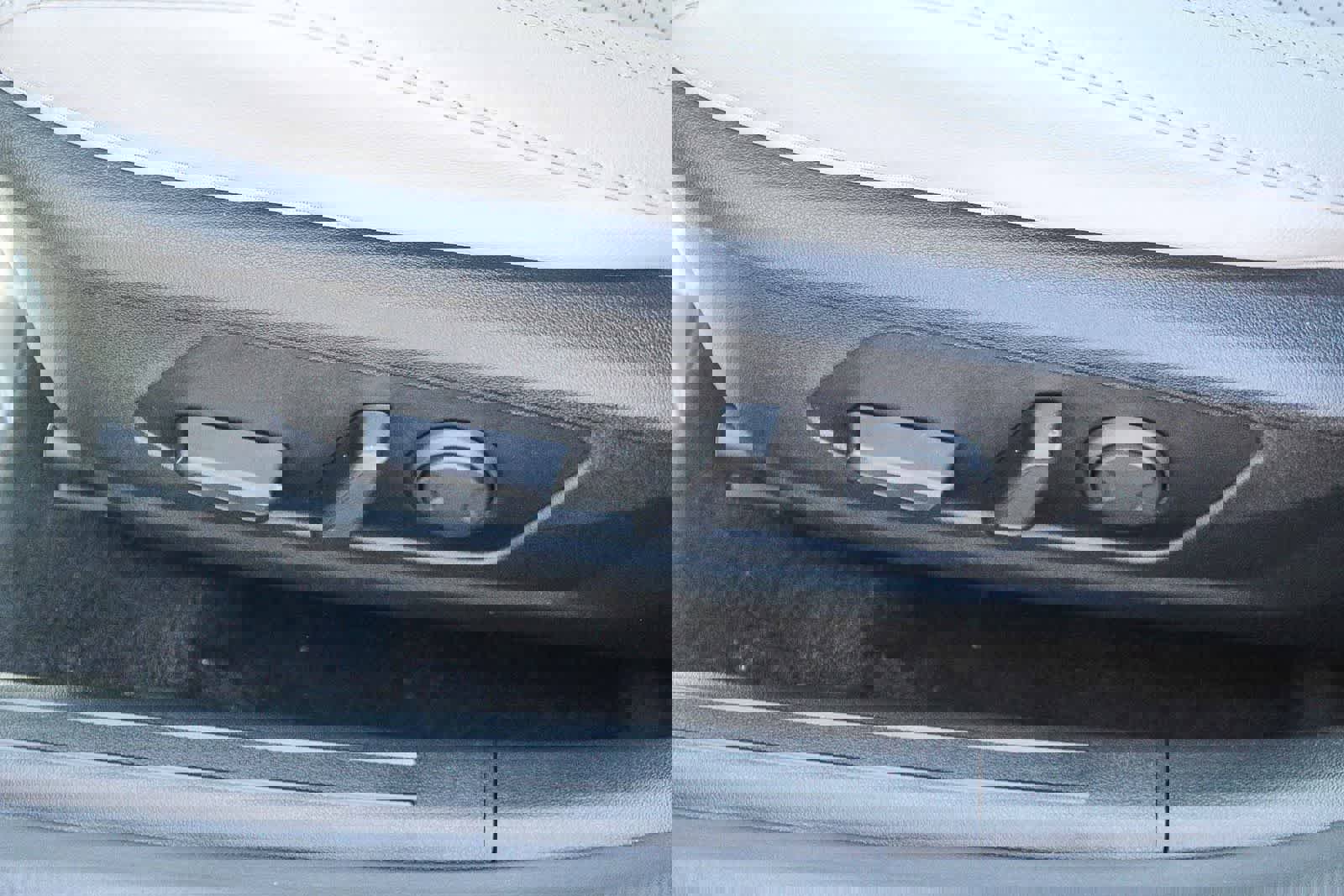 Certified 2023 Hyundai Elantra Limited image 28