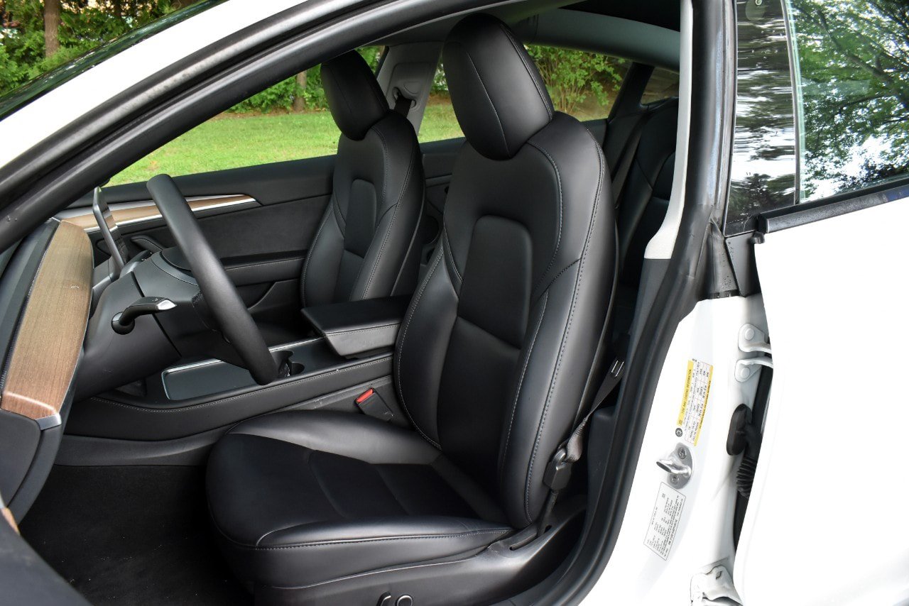 Used 2023 Tesla Model 3 Standard Range RWD image 15