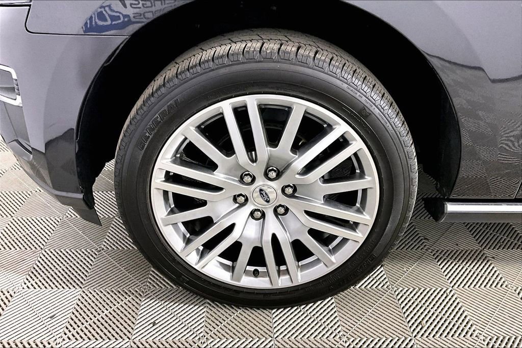Certified 2024 Ford Expedition Limited image 7