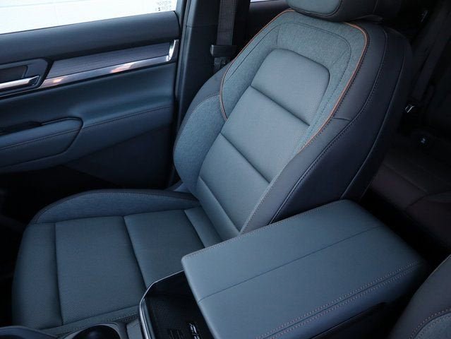 New 2026 GMC Terrain AT4 w/ Convenience Package III AWD/4WD image 27