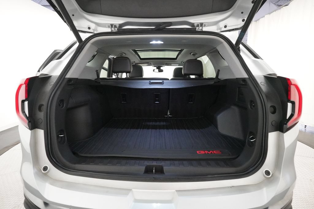 Used 2022 GMC Terrain AT4 w/ Infotainment Package II AWD/4WD image 10