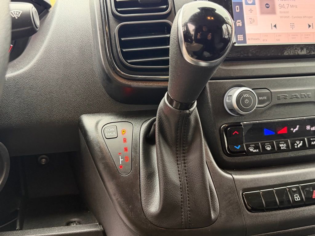 Used 2025 RAM ProMaster 1500 w/ Convenience Group image 21