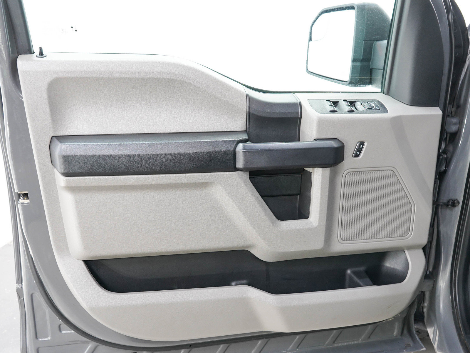 Used 2020 Ford F150 XL w/ Equipment Group 101A Mid AWD/4WD image 21