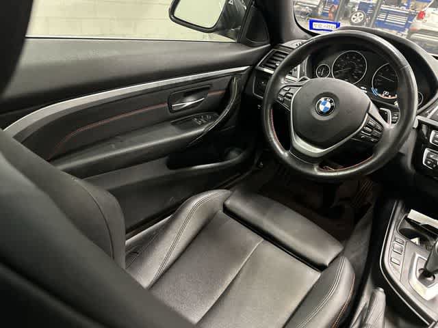Used 2020 BMW 430i Coupe w/ Convenience Package RWD image 12