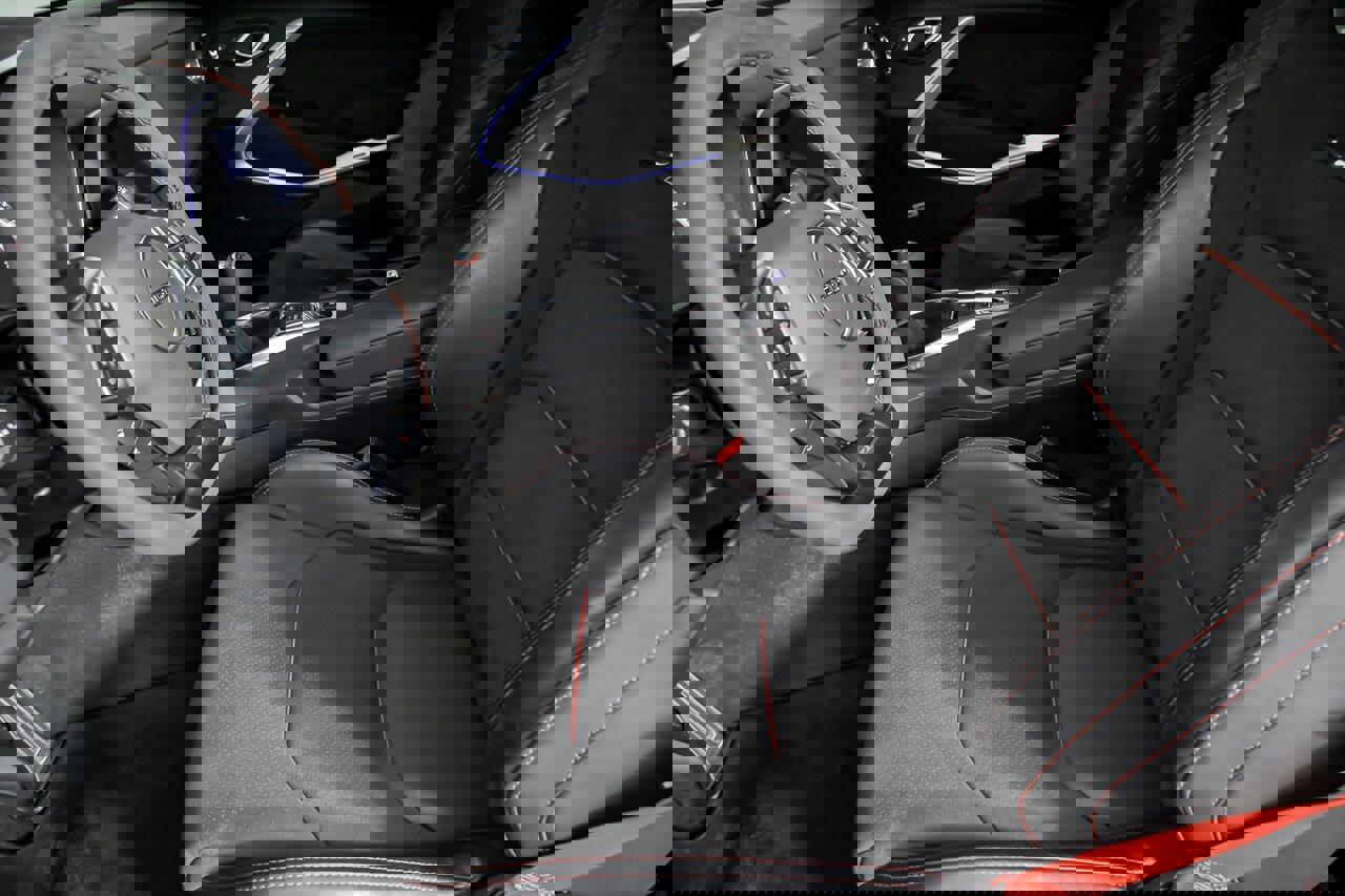 Used 2019 Chevrolet Camaro ZL1 image 22