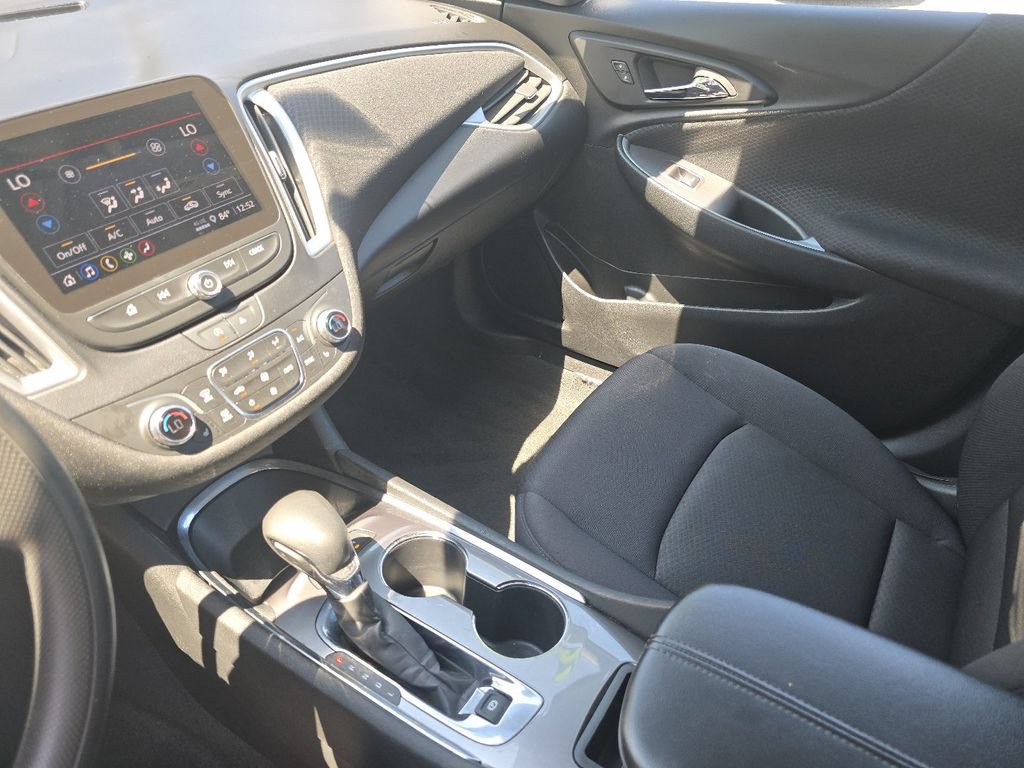 Used 2024 Chevrolet Malibu LT FWD image 26