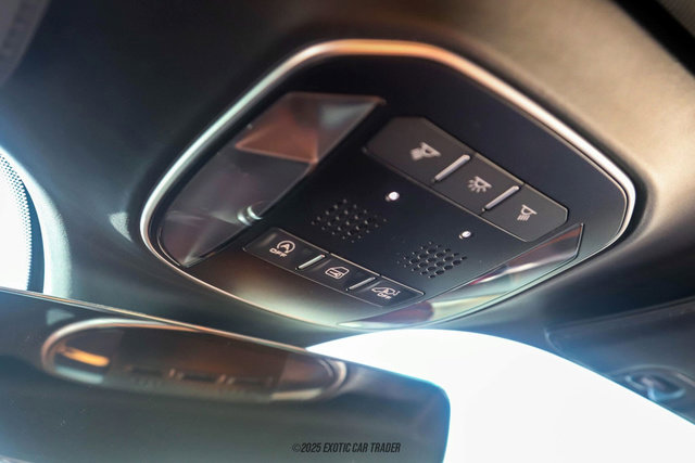 Used 2019 Ferrari Portofino image 23