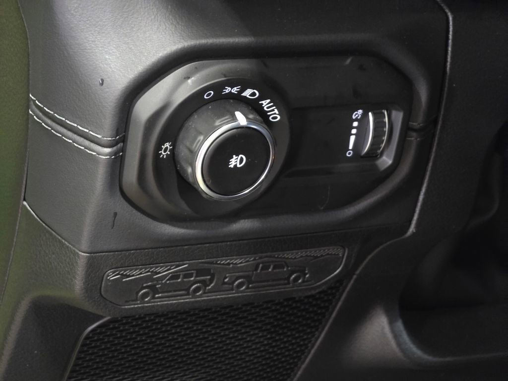 New 2026 Jeep Wrangler Unlimited Rubicon w/ Safety Group image 36