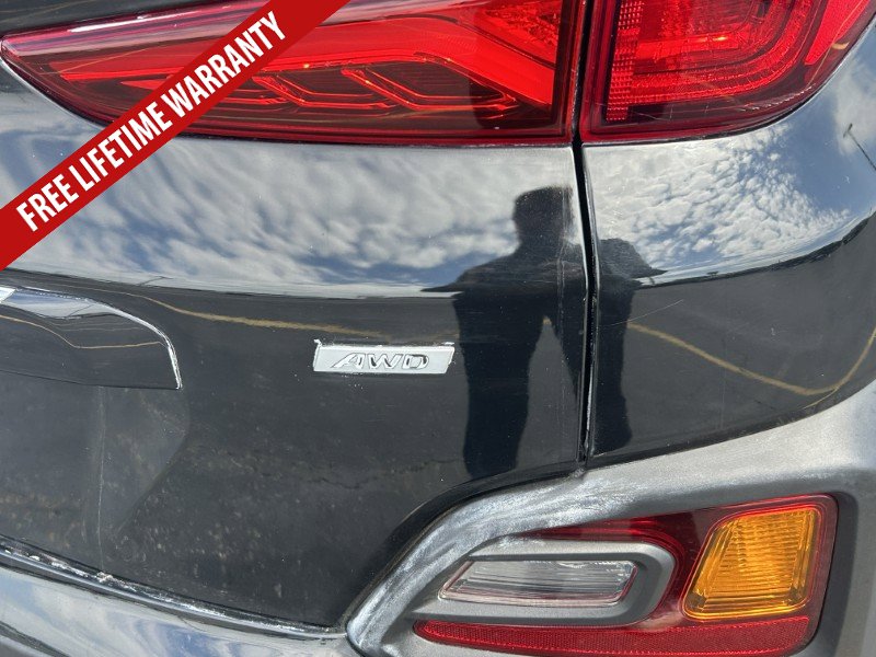 Used 2021 Hyundai Kona SE AWD/4WD image 12